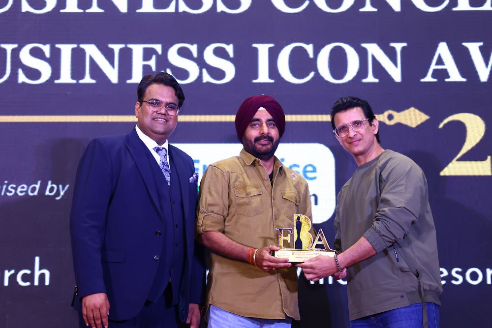 Charanjit Singh Sondhi: Honored for Best Song "Burj Khalifa"